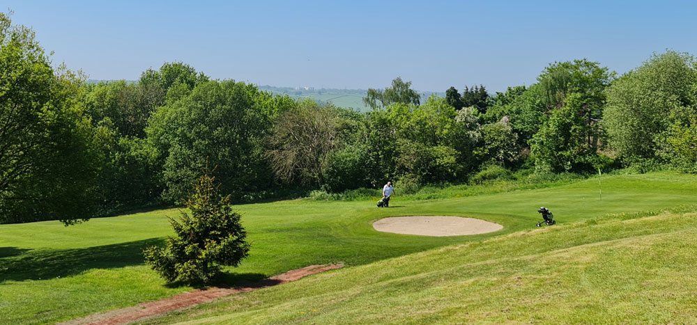 how_many_calories_do_you_burn_playing_golf_9-hole