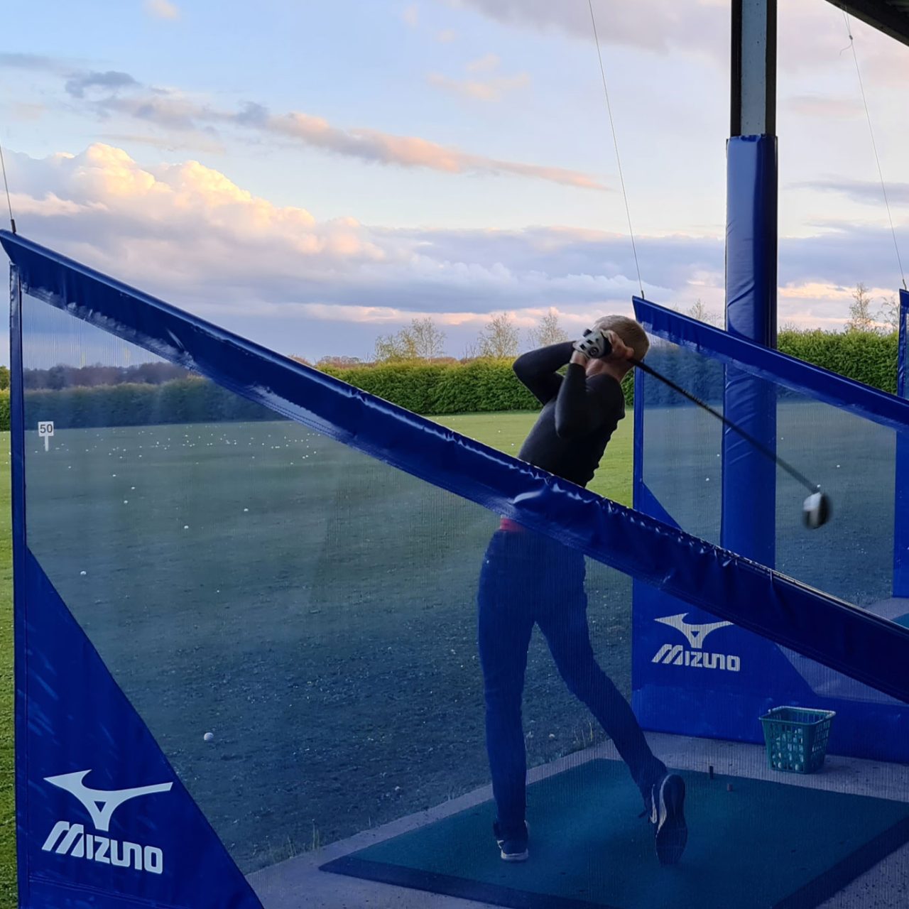 which-golf-course-driving-range-intro-image