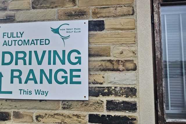 Crow Nest Golf Driving Range - Huddersfield